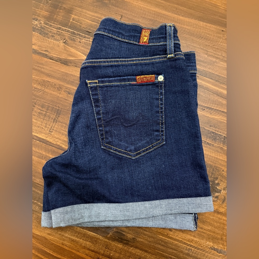 7 for all Mankind 💙 Women's Dark Blue Denim Jeans Shorts - Classic Fold Cuff